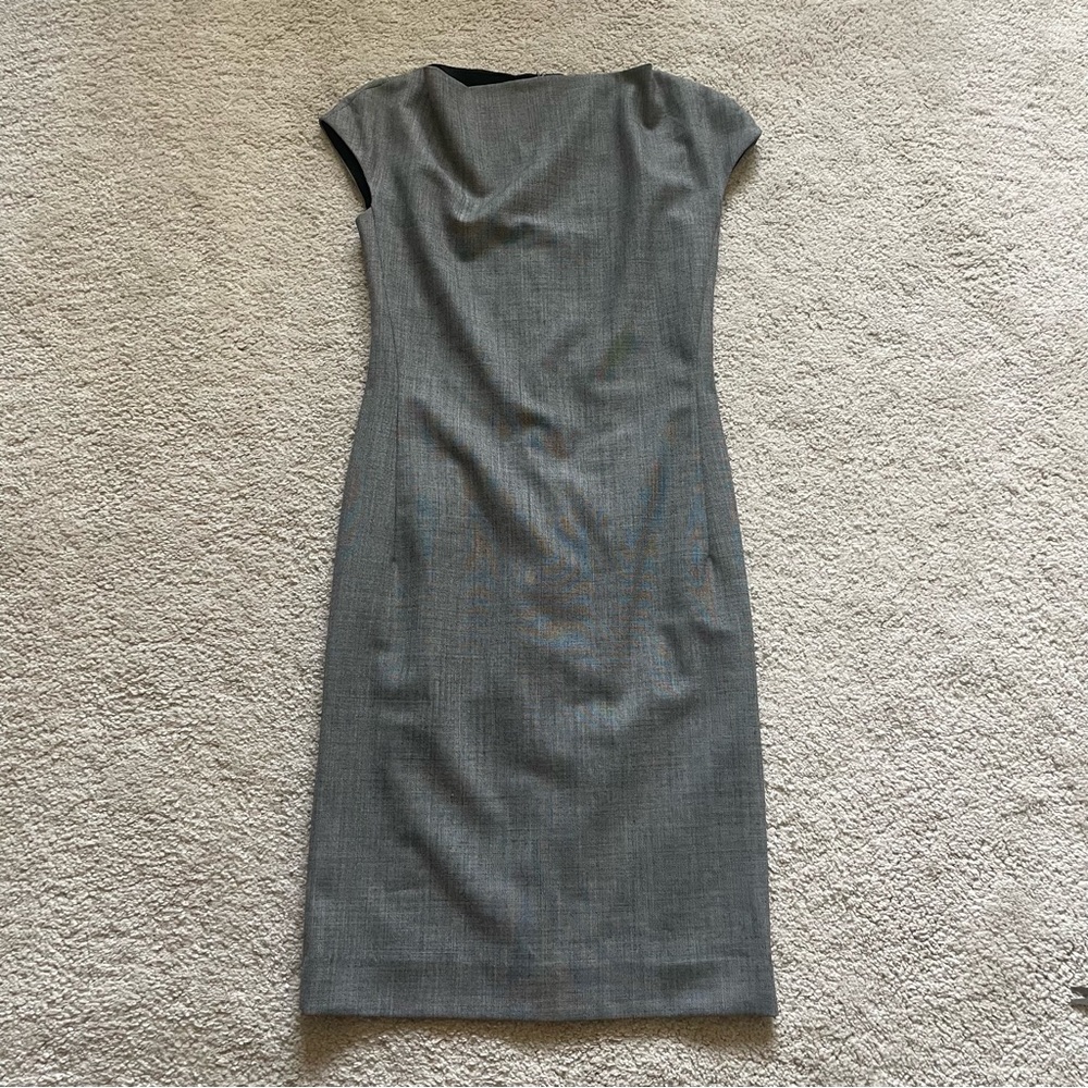 M.M lafleur The Marilyn Dress gray size 4